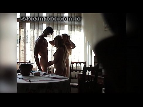❤️ Sexveninder inviterer en kæmpe mand og en trekant med ham ❤ Fucking at da.xxxpornimages.ru ❌️❤